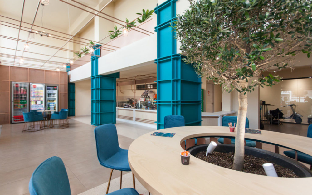 Altro all day cafe